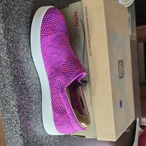 New In Box 5.5 Wide Vibrant Pink Slip-On Sneakers for Women